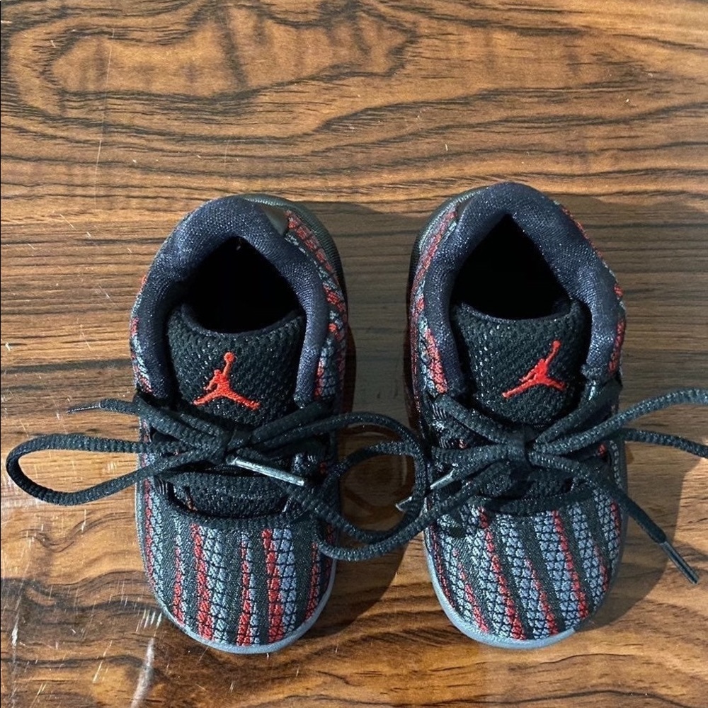 JORDAN JUMP-MAN PRO B FLY KID'S TODDLER SNEAKER - Picture 7 of 8